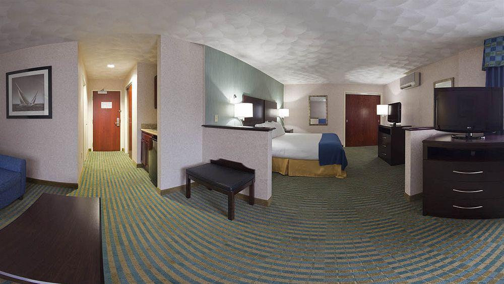 Holiday Inn Express & Suites Smithfield - Providence By Ihg Extérieur photo