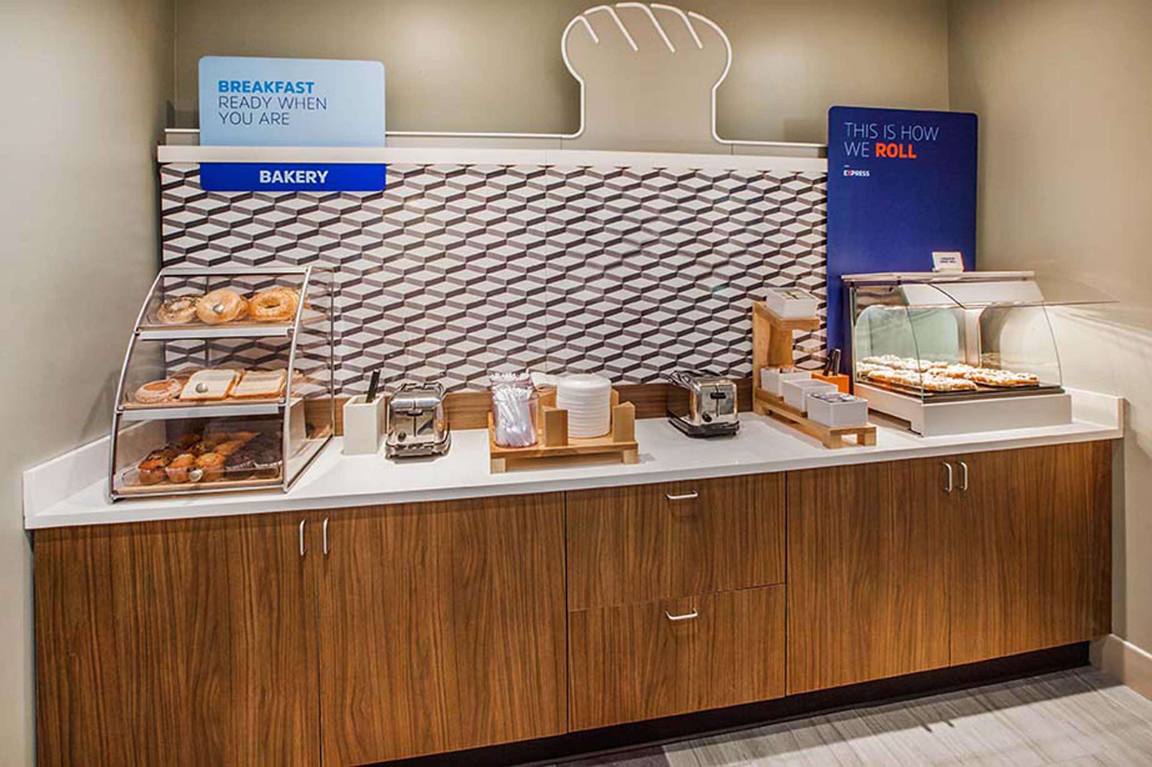 Holiday Inn Express & Suites Smithfield - Providence By Ihg Extérieur photo